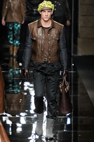 Look 36